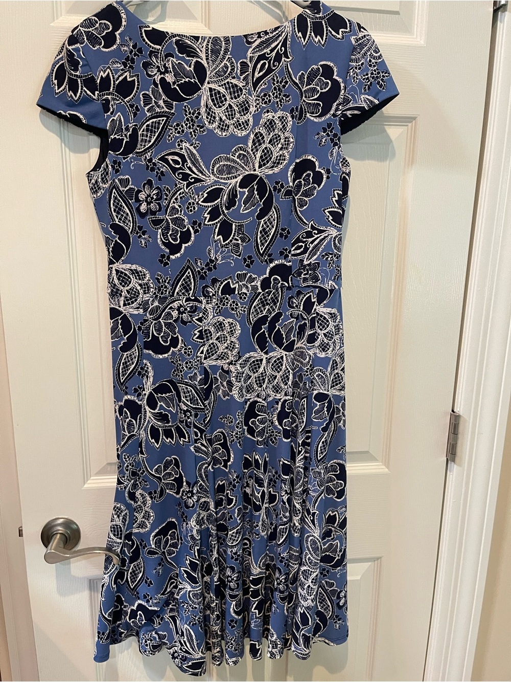 Studio One Navy, Blue, and White Floral Midi Dress Small with Stretch - Picture 10 of 16